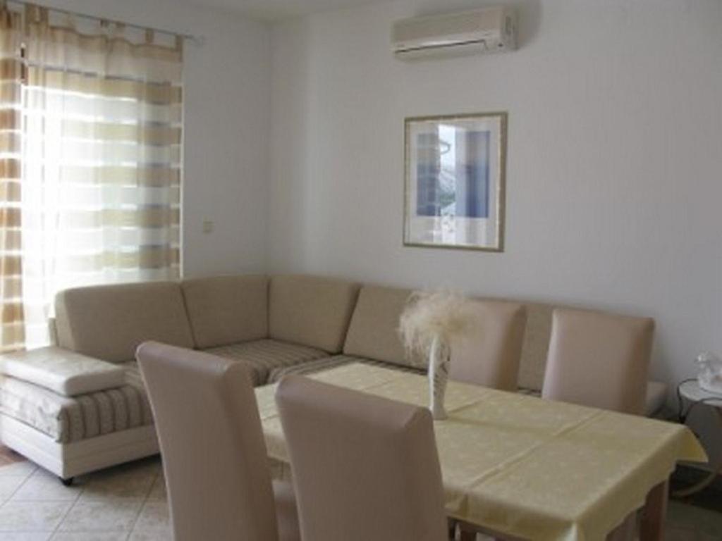 Apartments With A Parking Space Barbat, Rab - 16816 Barbat na Rabu 外观 照片